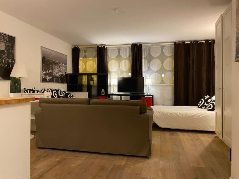 Apartamento Avenue Louise Bruselas Exterior foto
